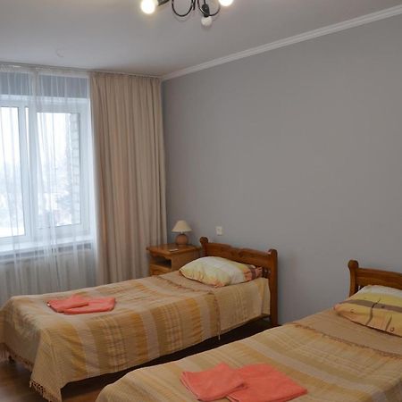 Hotel Trias เคียฟ ภายนอก รูปภาพ
